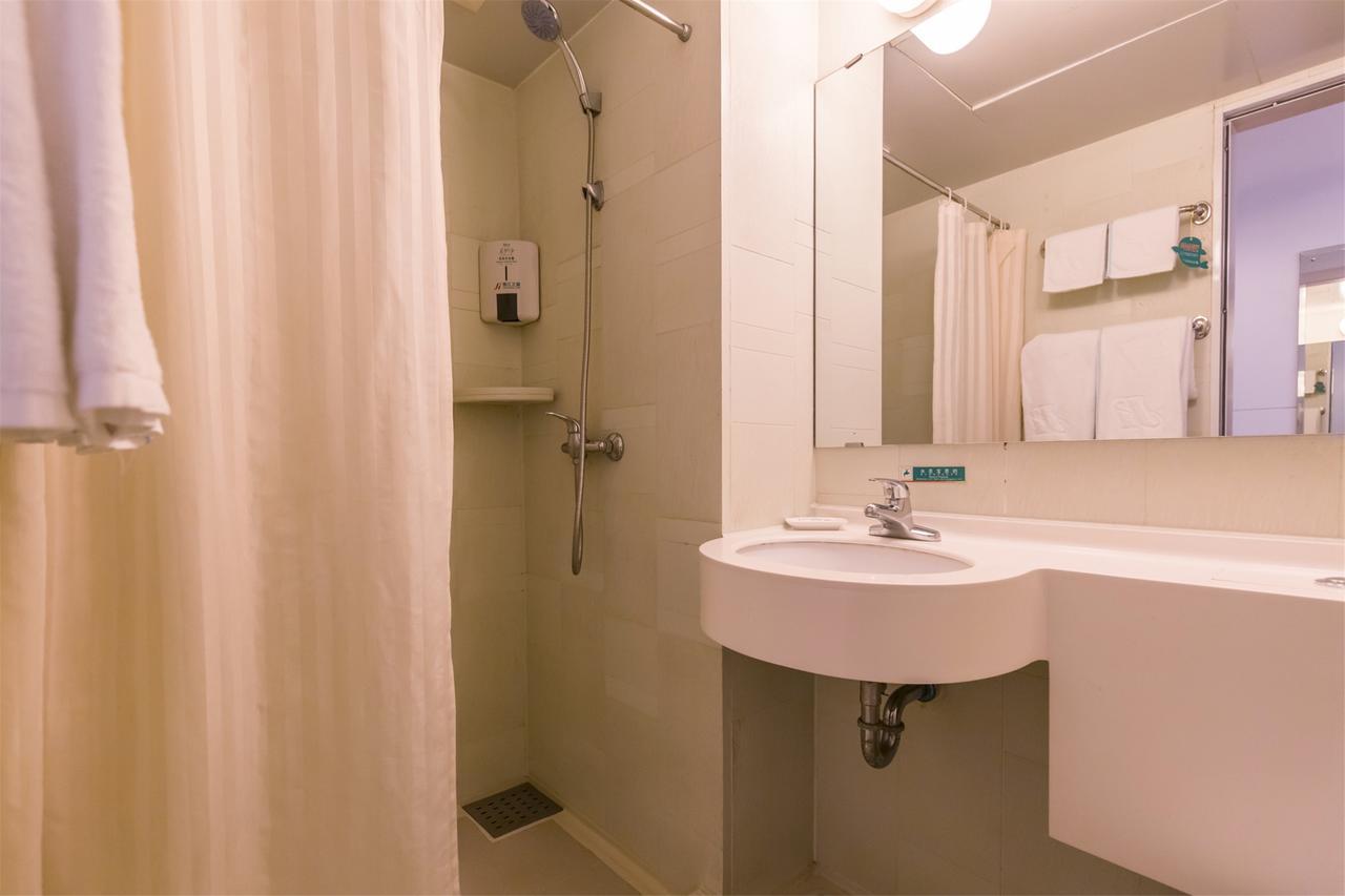 Jingjiang Inn Wuxi Liyuan Development Zone Zewnętrze zdjęcie